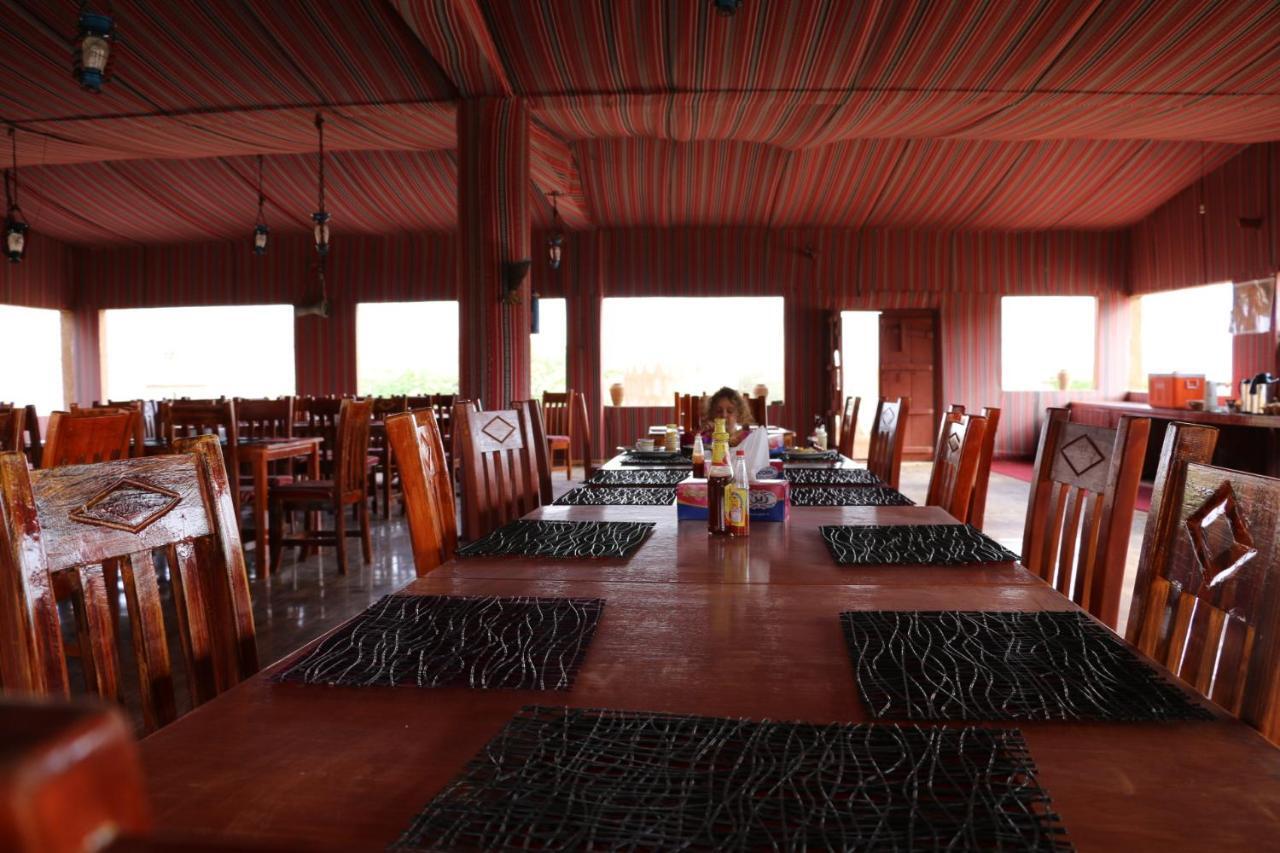 Safari Desert Camp Shāhiq Zewnętrze zdjęcie